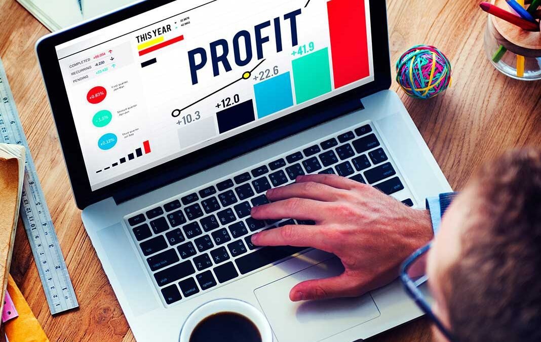 Tom Lee Has Made a Plan to Profit Based on the Strange Divergence in the Market