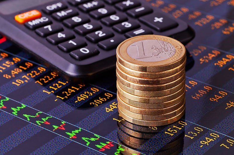 Bitcoin and crypto currencies