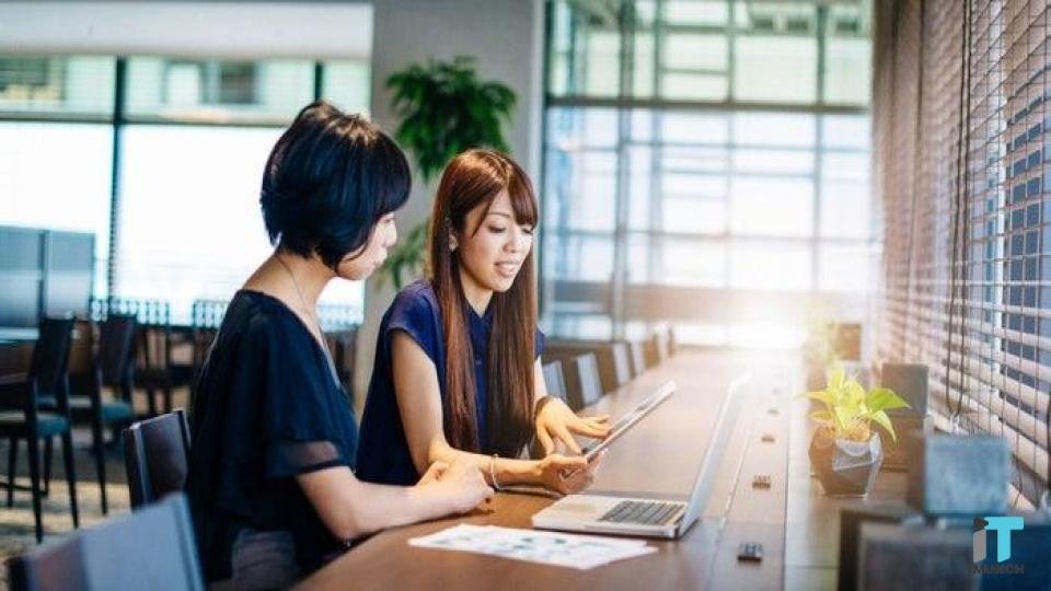 Ready, Set, Raise To Mentor Female Entrepreneurs