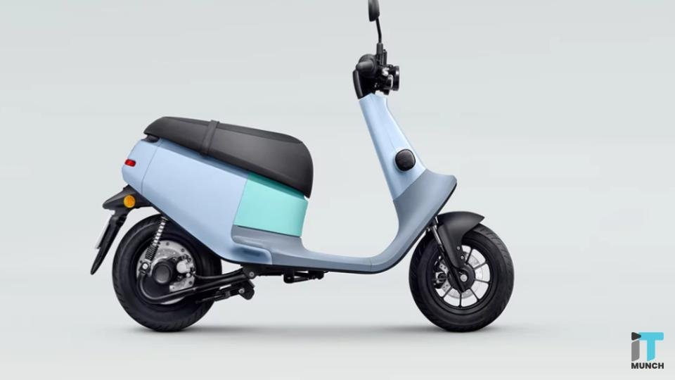 Gogoro’s latest electric scooter is a lightweight city commuter