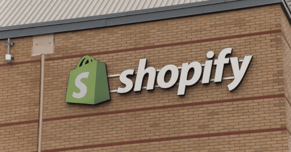 Shopify logo I LegalTechMunch