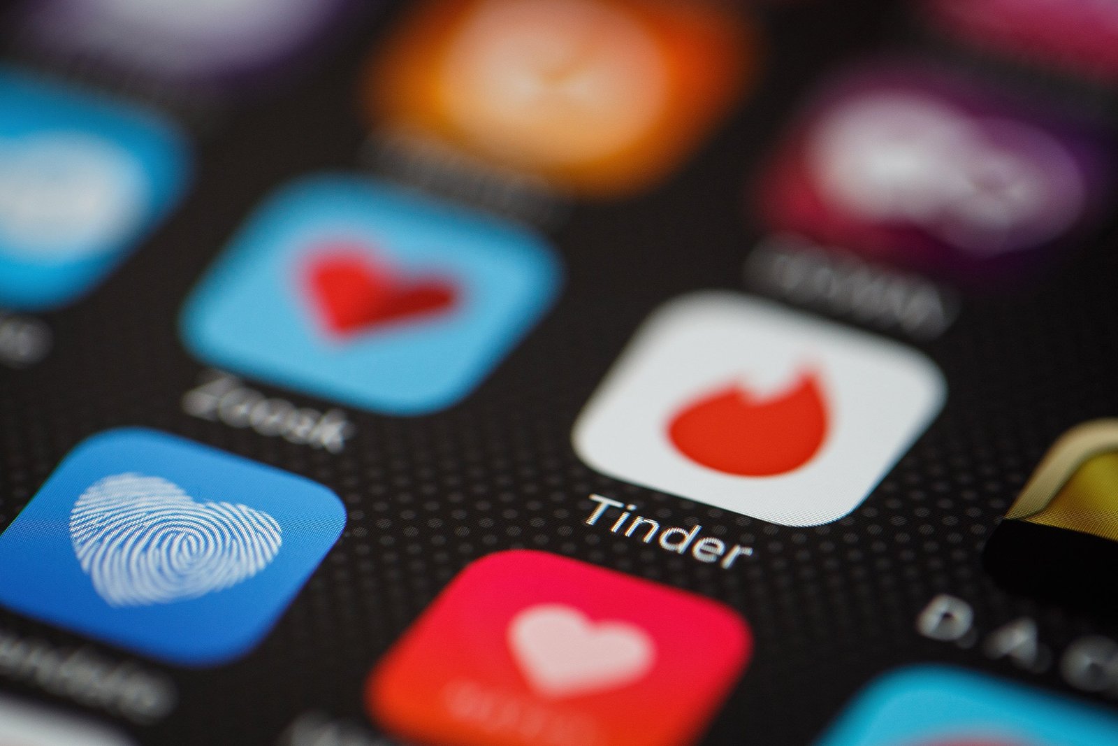 Tinder latest update- 'Share to Matches' choice | LegalTechMunch