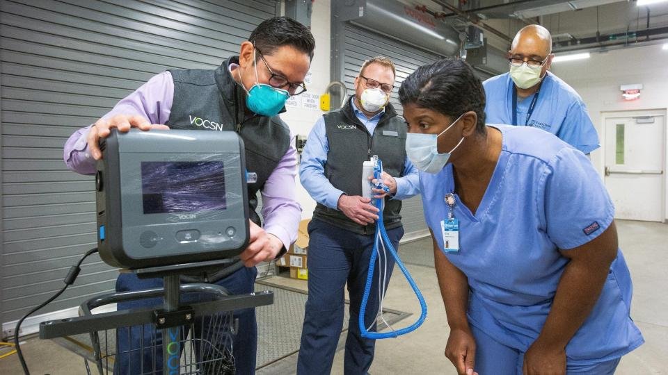 GM distributes first ventilators below 30,000-unit government agreement