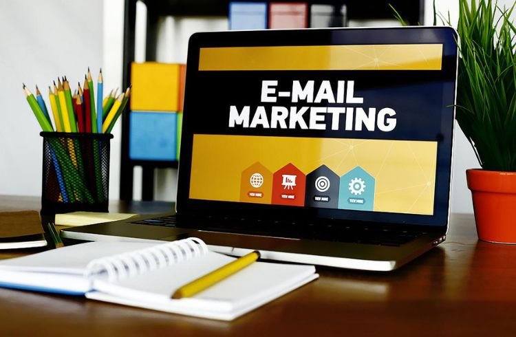 15 Eye-Opening Email Marketing Statistics for 2022