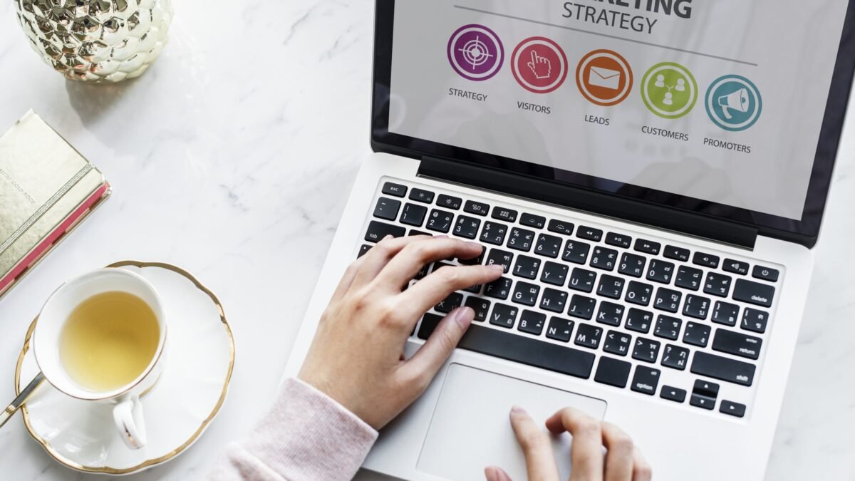 The Ultimate Guide to Running Effective Facebook Ads