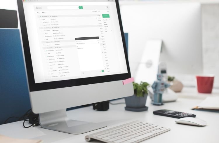 Content Marketing Promotion: 6 Expert Tactics for Driving Traffic and Conversions 1 Promote content with email list