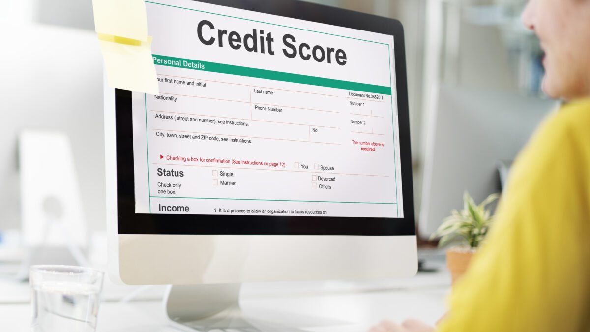 Fintech’s Impact on Credit Scoring: Beyond Traditional Metrics