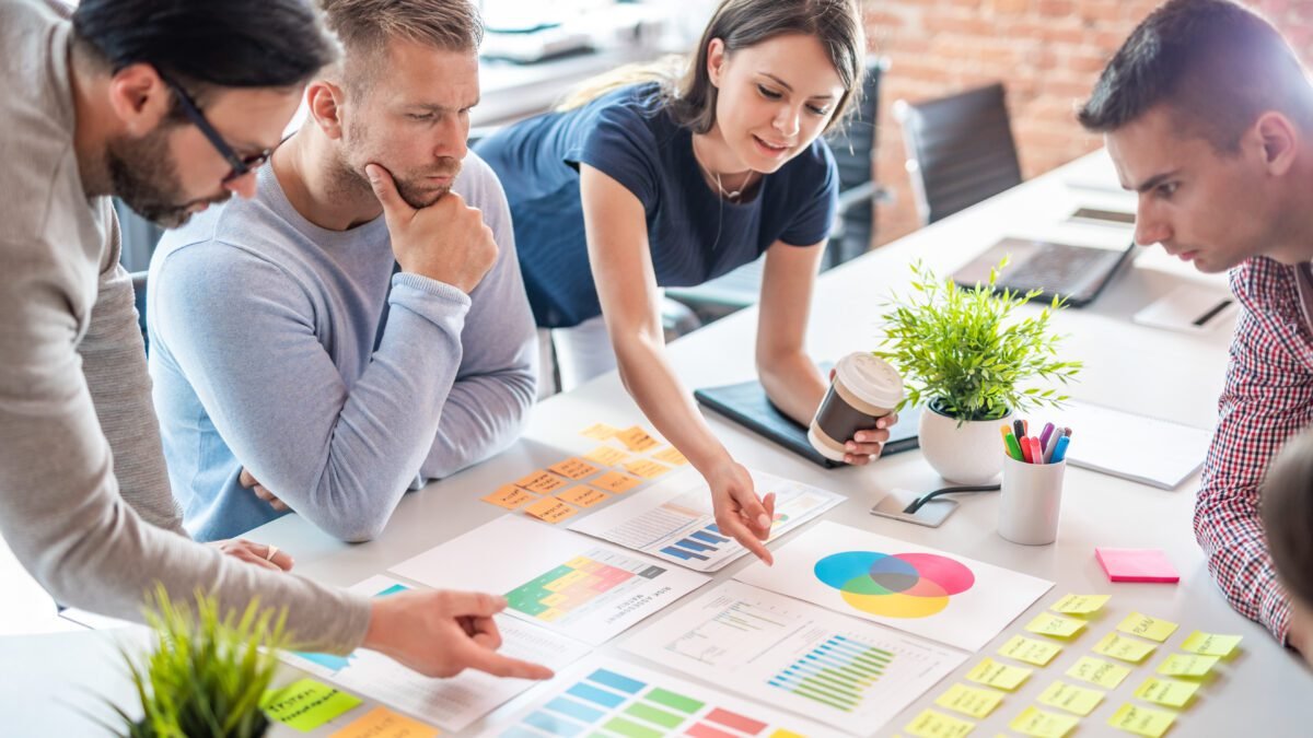 Boost Your Business Growth: Harness the Power of B2B Content Syndication with LegalTechMunch