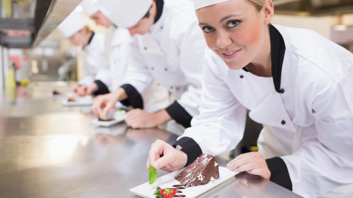 Digital Platforms in Culinary Arts: Revolutionizing Cooking and Dining