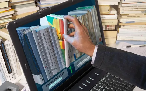 The Evolution of Digital Libraries: Accessing Knowledge Anywhere, Anytime